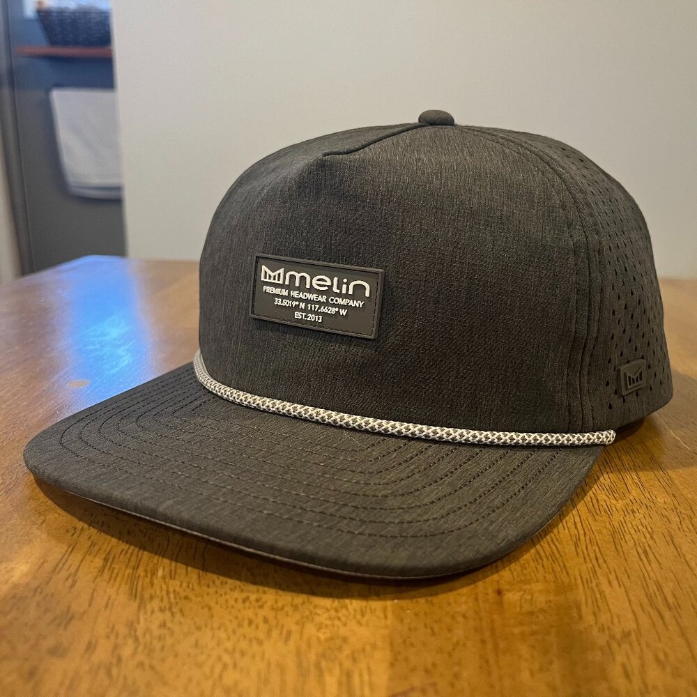 Melin Coronado Brick Hydro - Classic Heather Charcoal